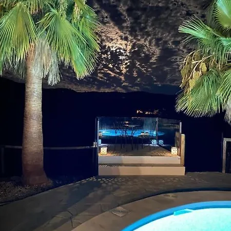 2 Bed 2 Bath Near Heatable Saltwater Pool Sedella