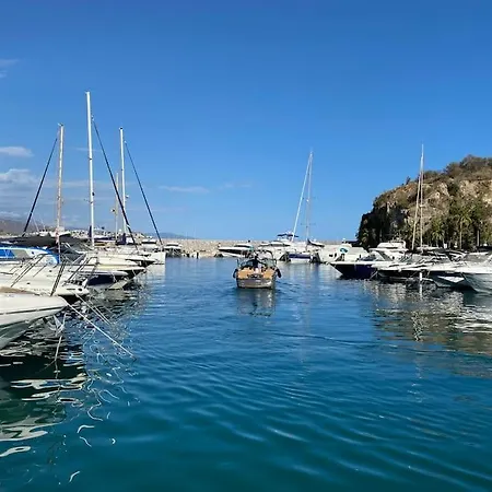 2 Bed 2 Bath Near Heatable Saltwater Pool * Sedella