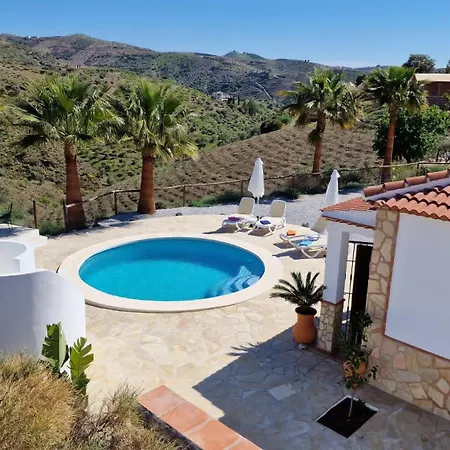 2 Bed 2 Bath Near Heatable Saltwater Pool Holiday home Sedella