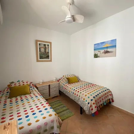 2 Bed 2 Bath Near Heatable Saltwater Pool